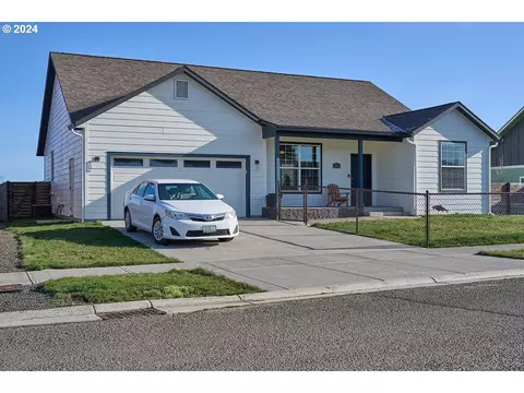 201 NE Claire St, Enterprise, OR 97828