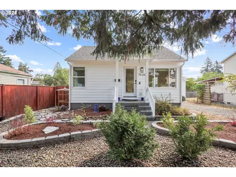 7428 SE 66th Ave, Portland, OR 97206