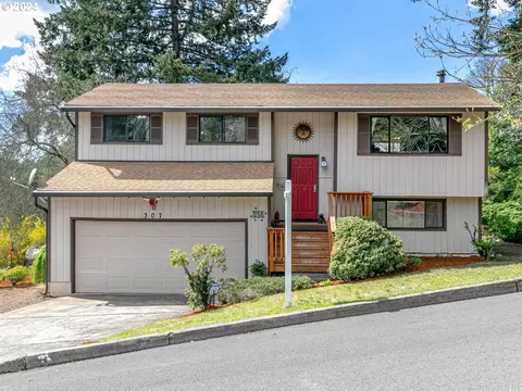 307 SE Ginseng Dr, Estacada, OR 97023