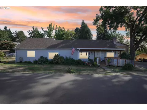 1931 SE Noble Ln, Mcminnville, OR 97128