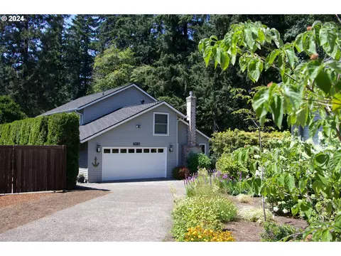 6081 Clairmont Ct, Lake Oswego, OR 97035