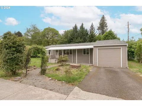 210 N Blackmore Ave, Yacolt, WA 98675