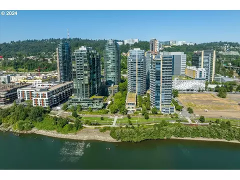 3601 S River Pkwy #339, Portland, OR 97239