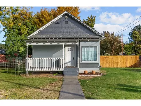 950 W Hermiston Ave, Hermiston, OR 97838
