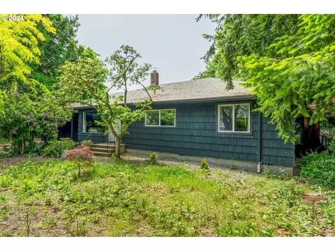 2101 46th Ave, Longview, WA 98632