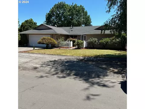 3906 SE Douglas Ct, Troutdale, OR 97060