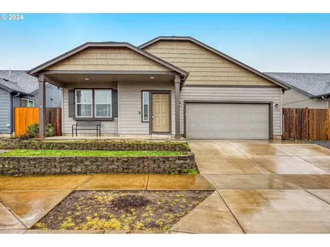 5744 Donohoe Ave, Eugene, OR 97402