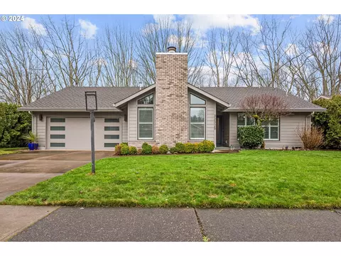 32325 SW Estates Post Rd, Wilsonville, OR 97070