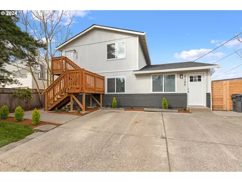 5121 SE Bush St, Portland, OR 97206