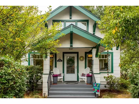 5046 SE Knight St, Portland, OR 97206