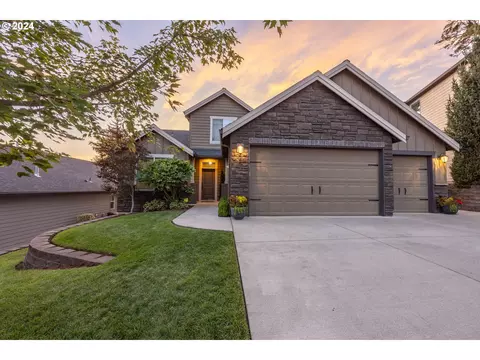 851 50th St, Washougal, WA 98671