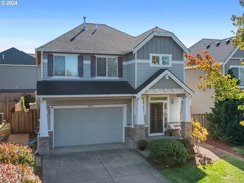 15574 SE Limestone Ln, Damascus, OR 97089