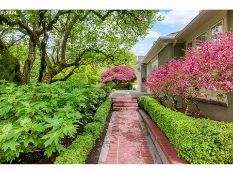 6212 SE 28th Ave, Portland, OR 97202
