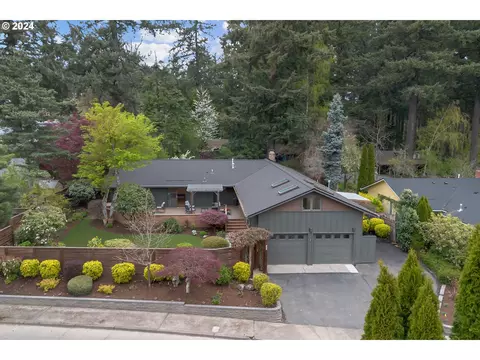 13660 Shireva Dr, Lake Oswego, OR 97034