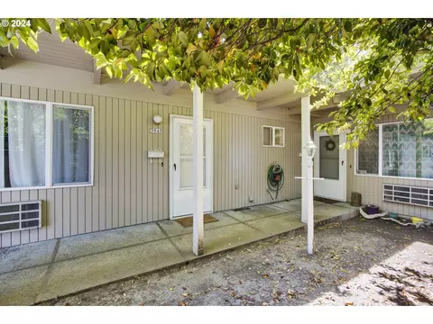 3945 SE 33rd Pl, Portland, OR 97202
