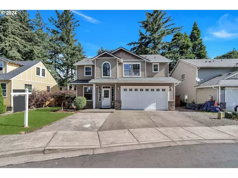 20067 NE Hoyt St, Portland, OR 97230