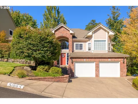 2003 Morning View Dr, Eugene, OR 97405