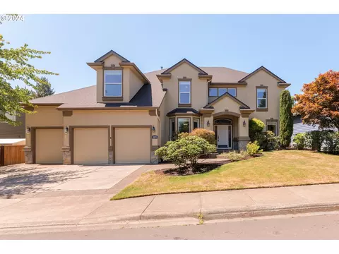 4423 NW Silverleaf Dr, Portland, OR 97229