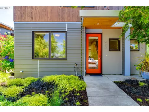 852 W 27th Ave, Eugene, OR 97405