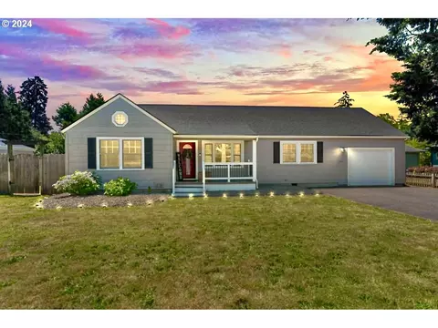 2070 Fairway Loop, Eugene, OR 97401