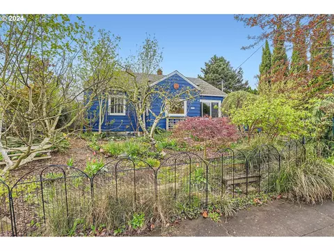 3158 N Halleck St, Portland, OR 97217