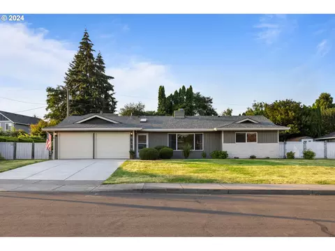 312 NE 111th St, Vancouver, WA 98685