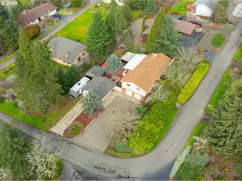 497 Wood Crest Dr, Myrtle Creek, OR 97457