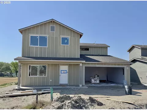1734 NE 9th Pl, Hermiston, OR 97838
