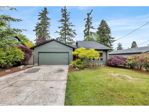 12603 SE Raymond St, Portland, OR 97236