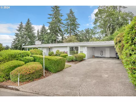 2390 W 23rd Ave, Eugene, OR 97405