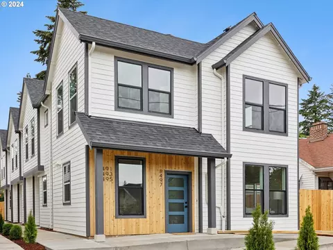 8497 NE Tillamook, Portland, OR 97220