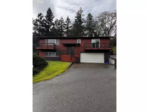 1604 NE Ridge Ave, Roseburg, OR 97470