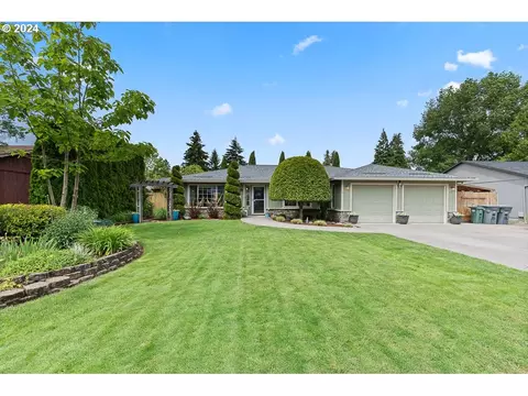 1231 NE Thomas St, Hillsboro, OR 97124