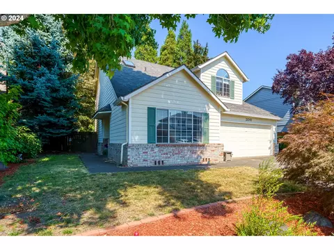 21747 SW Hudgik Ct, Beaverton, OR 97003