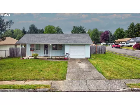 210 E Clark St, Yacolt, WA 98675