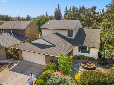 9780 SW Lakeside Dr, Portland, OR 97224