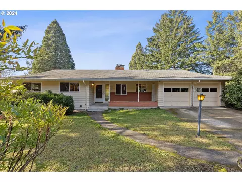 935 SW 84th Ave, Portland, OR 97225