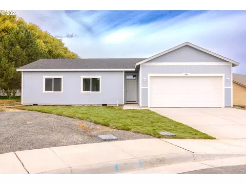 934 SE 9th Dr, Hermiston, OR 97838