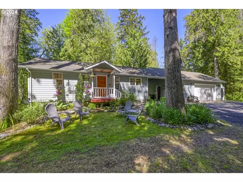56296 Mckenzie Hwy, Mckenzie Bridge, OR 97413