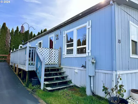 208 W Heintz St #15, Molalla, OR 97038