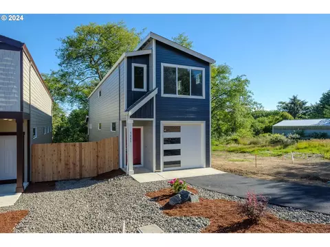 5485 Main St, Bay City, OR 97107