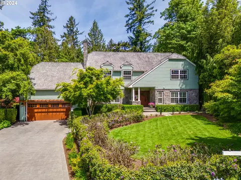 9025 NW Ash St, Portland, OR 97229