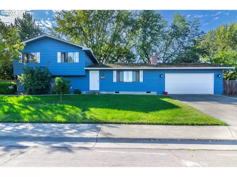 880 E Tamarack Ave, Hermiston, OR 97838