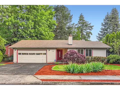 308 NE 134th Pl, Portland, OR 97230