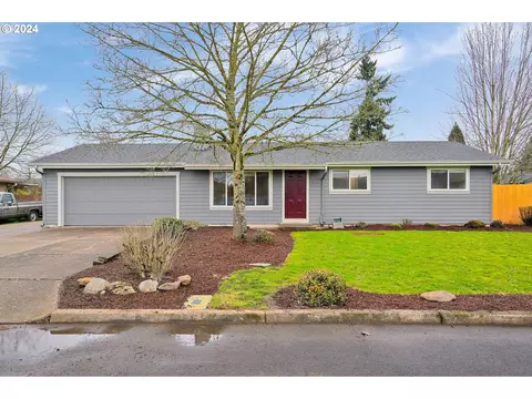 335 Cindy Ln, Mount Angel, OR 97362