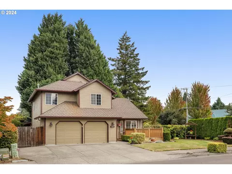 306 NE 64th Ct, Hillsboro, OR 97124