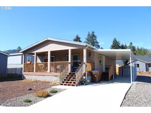 160 Wanda Ct, Myrtle Creek, OR 97457