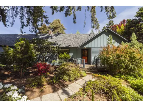 17505 SW Rigert Rd, Beaverton, OR 97007