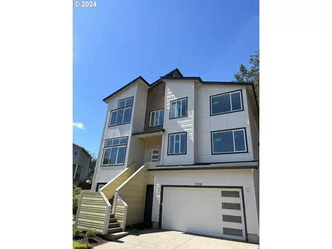 15318 SE Legacy St, Happy Valley, OR 97086