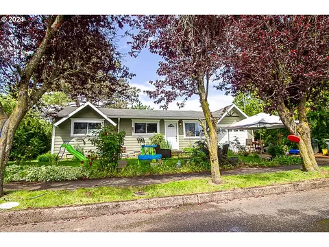 815 SE 224th Ave, Gresham, OR 97030 photo 1